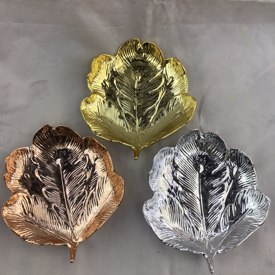 Ceramic electroplated jewelry plate