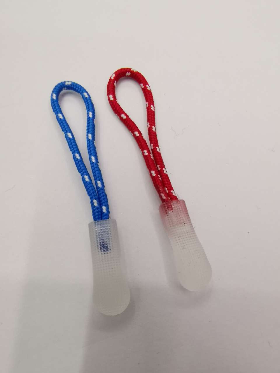 Silicone zipper pull, silicone pull rope, soft rubber zipper pull handle Item Picture