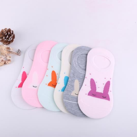 Cartoon socks, boat socks, fashionable and trendy socks, invisible socks, short socks, women's socks, silk socks, five-fingered socks, pile socks, lace socks, street stall economy bestsellers, special offers, socks, Internet celebrity bestsellers, lace, Japanese and Korean trends