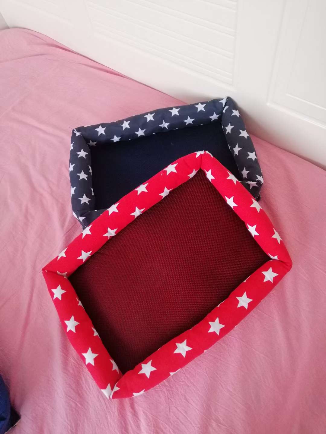 宠物宝宝新款四季网眼方窝，舒服透气，结实耐用，欢迎订购。详情图1