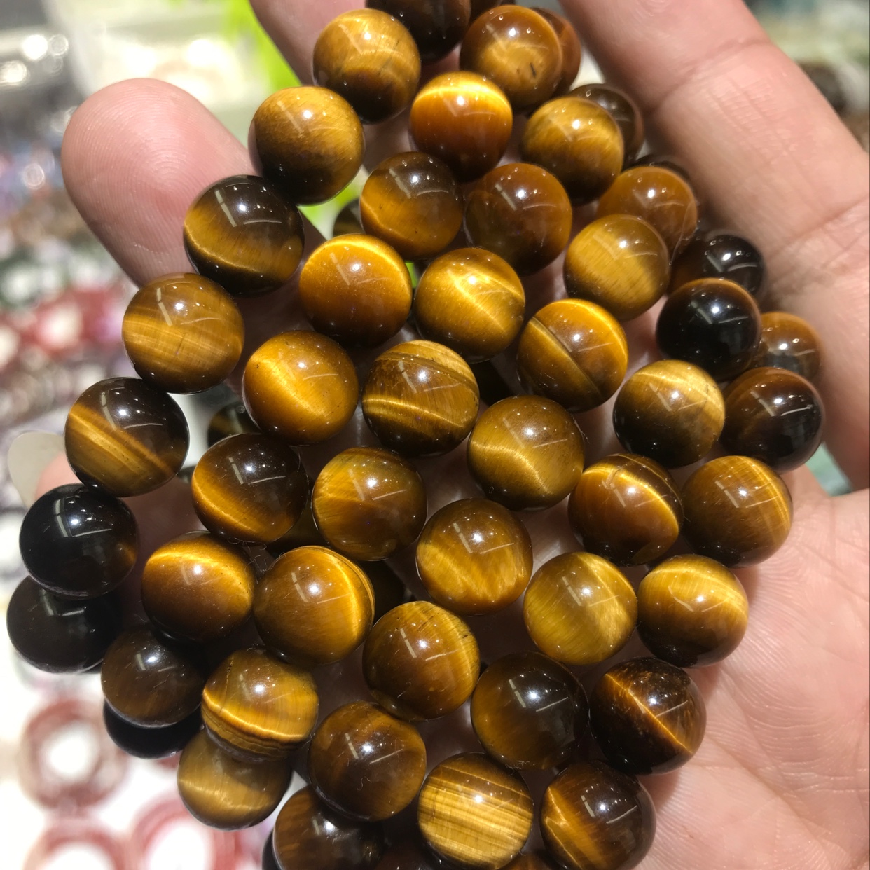 Tiger's Eye, grade 5A, 10mm in diameter Specification image