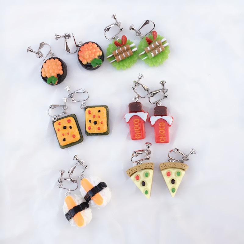 Creative handmade food play earrings, funny and fun Japanese sushi pizza earrings, can be used as ear clips Item Picture