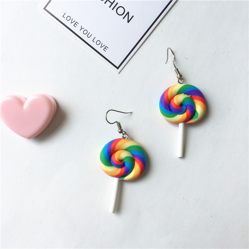 The popular seven-color soft clay lollipop earrings in Japan and South Korea can be used as ear clips Application Scenario