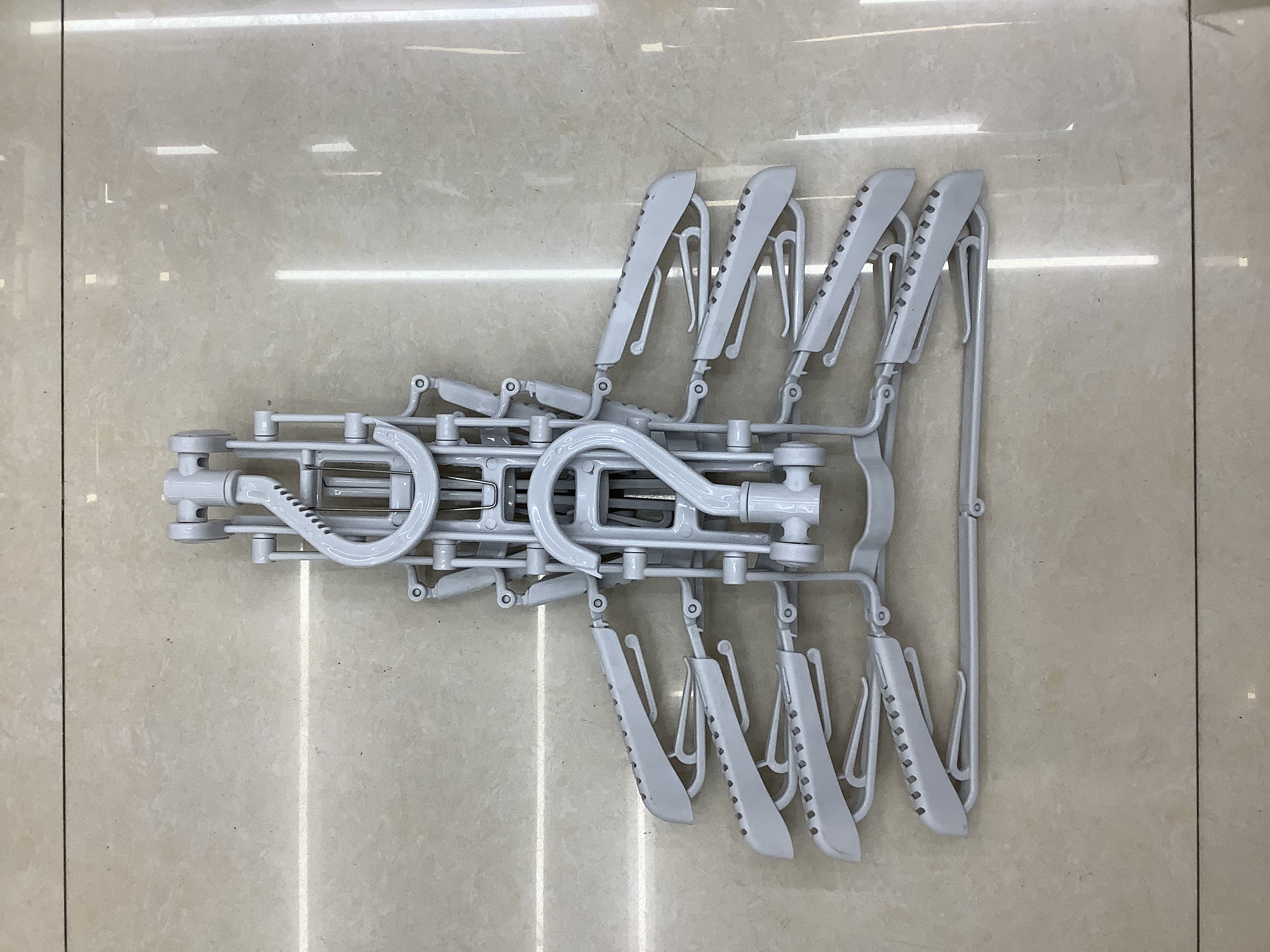 衣架白底实物图