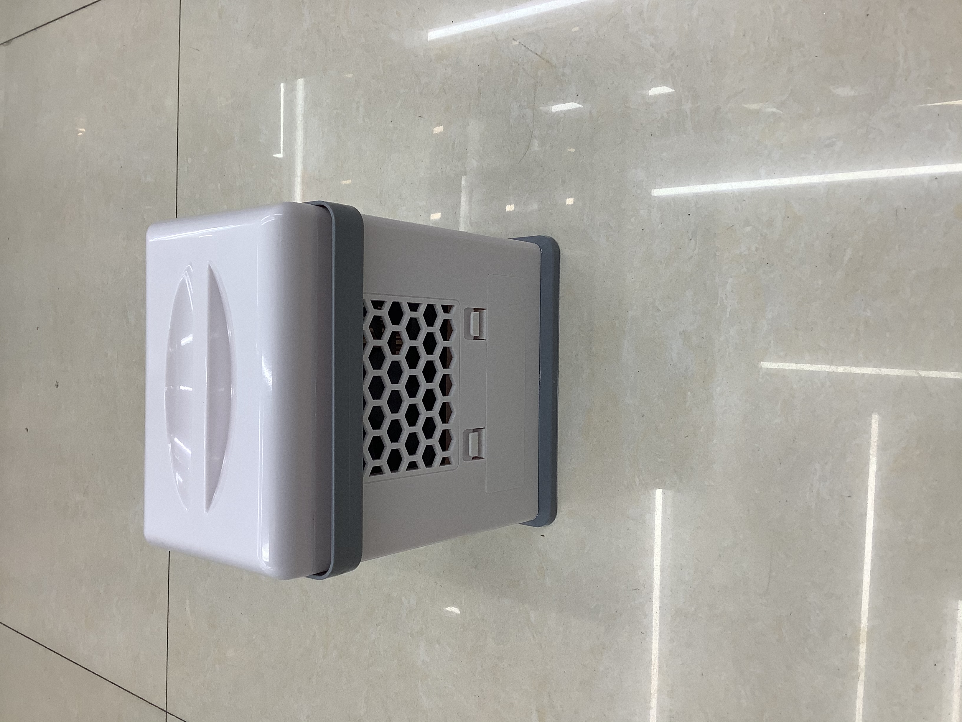 Cold air blower detail image 4