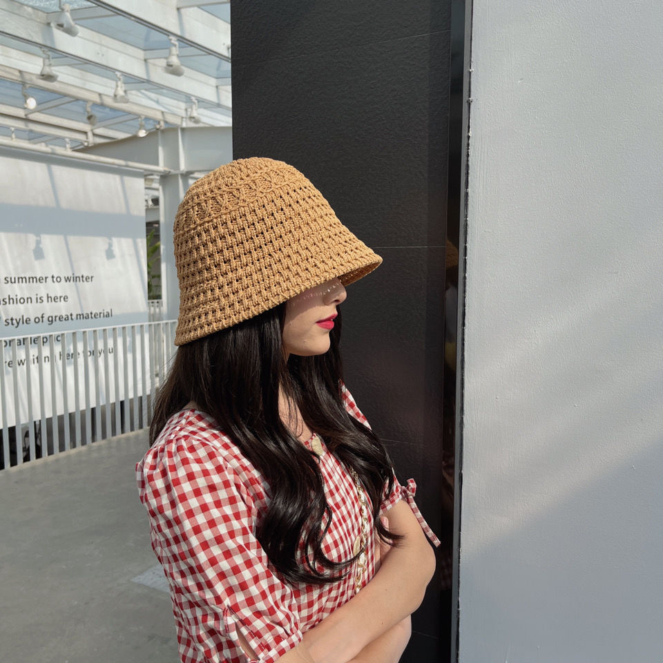 A Japanese-style, thin, breathable fisherman's hat with a hollowed-out design for women, a new spring and summer Korean-style, casual and versatile small bucket hat that shows off your face detail image 3