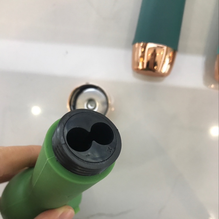 USB充电硅胶洗脸仪美容仪毛孔清洁器详情图2