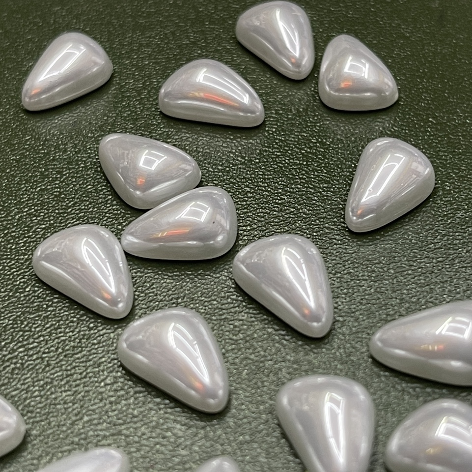 Triangle bright pearl bright pearl imitation pearl imitation shell bead