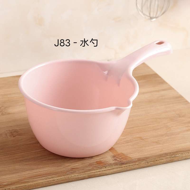 J83－水勺 加厚塑料水瓢厨房长柄打水勺水洗头杯冲水洗澡瓢详情图1