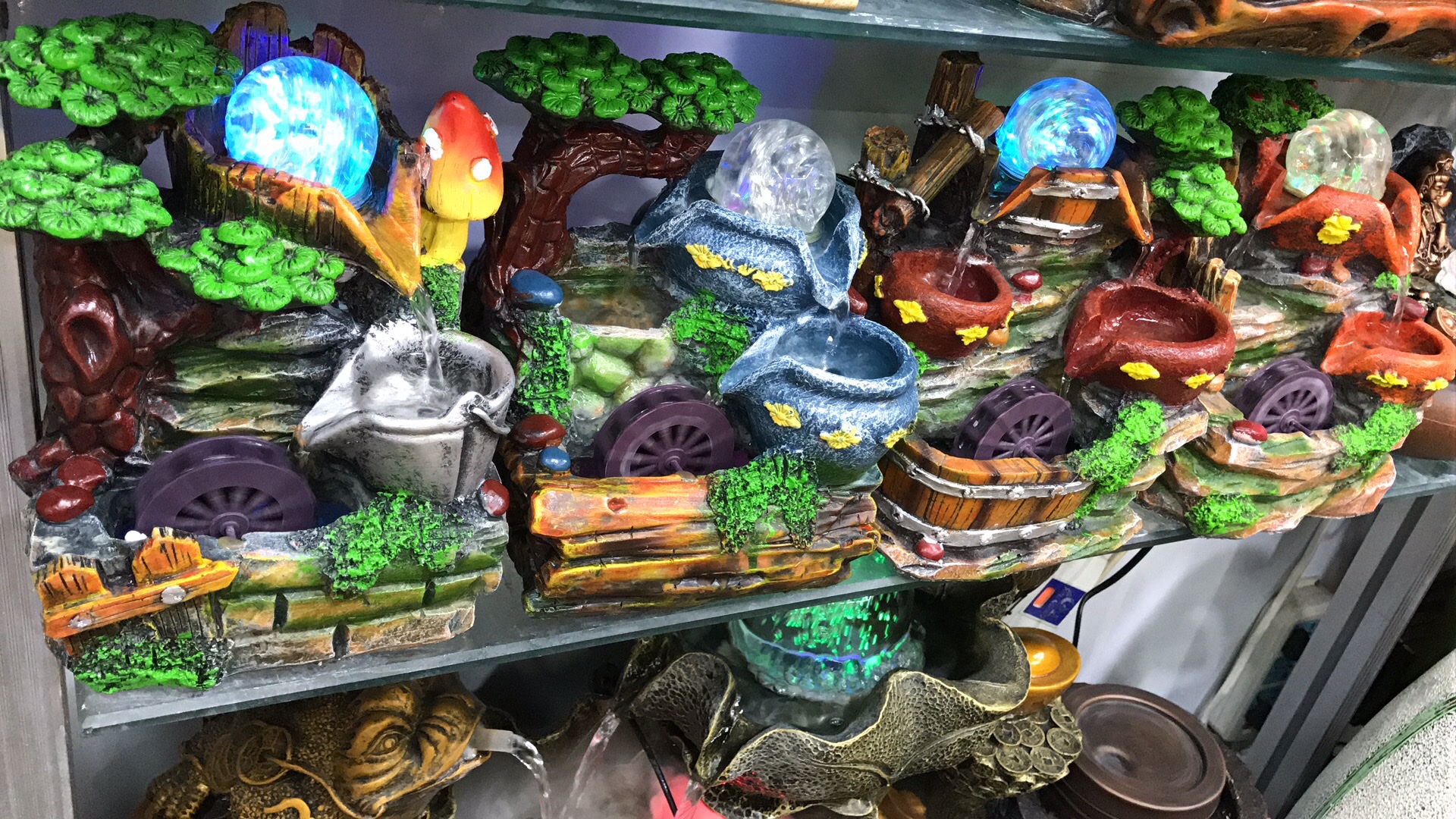 树脂流水盆景/盆景假山鱼缸/流水雾化幕帘产品图