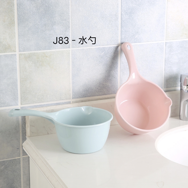 J83－水勺 加厚塑料水瓢厨房长柄打水勺水洗头杯冲水洗澡瓢详情图1