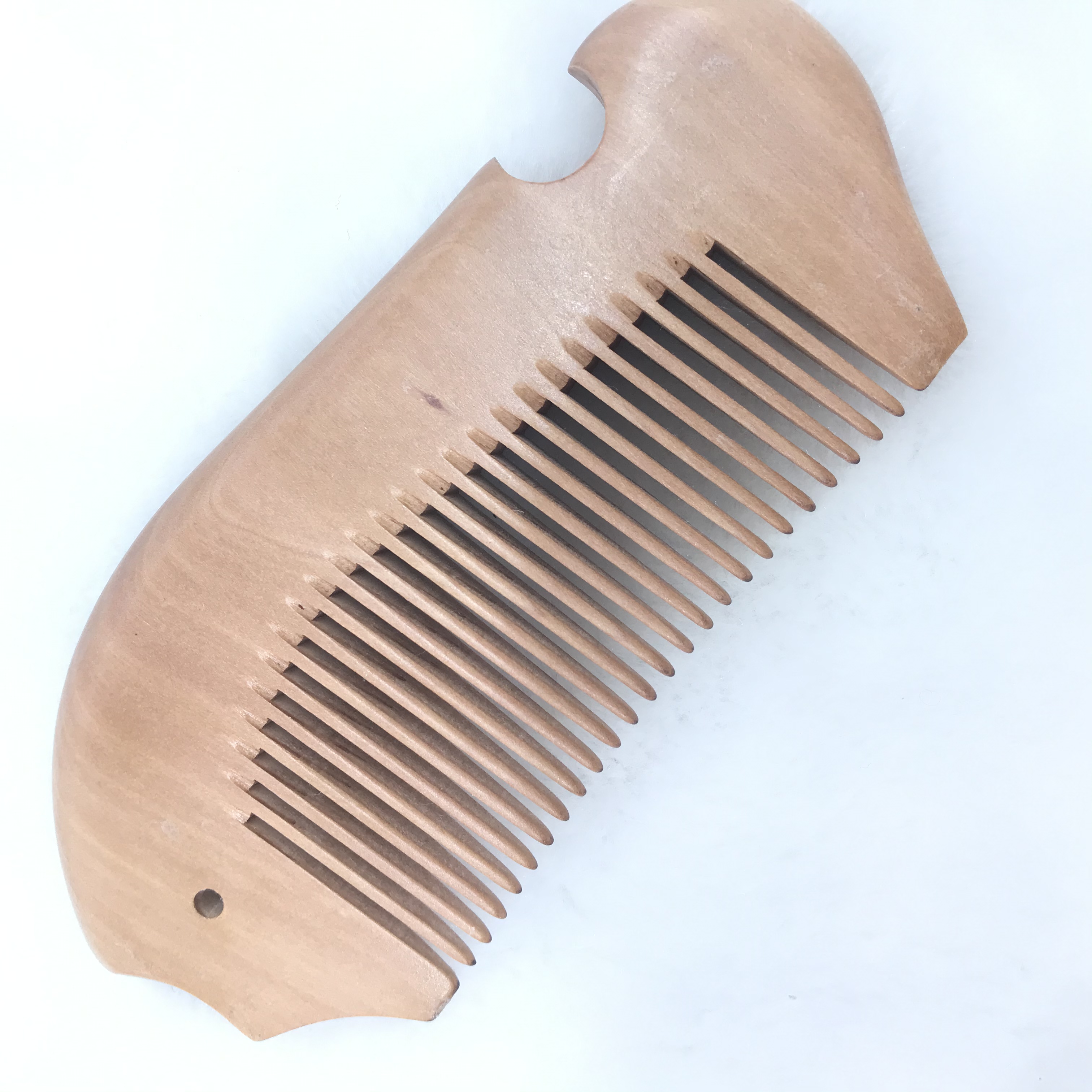 Factory direct sales of genuine natural wood nanmu fish-shaped combs, small hair combs, anti-static hair straightening combs details Picture