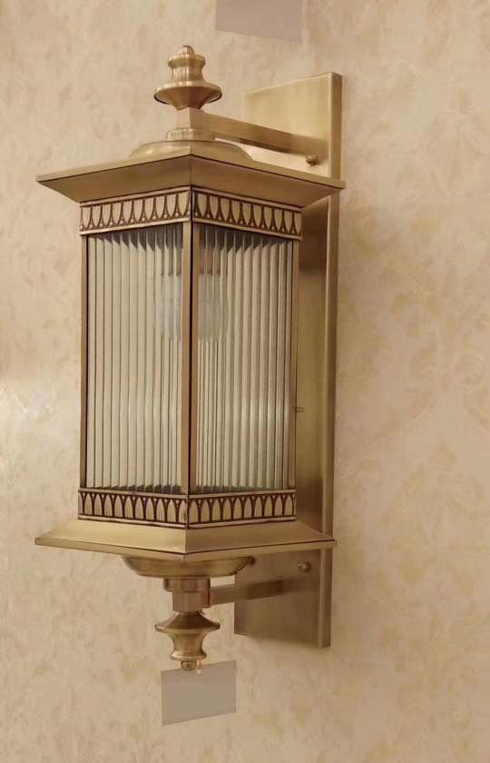 Copper wall lamp details Picture