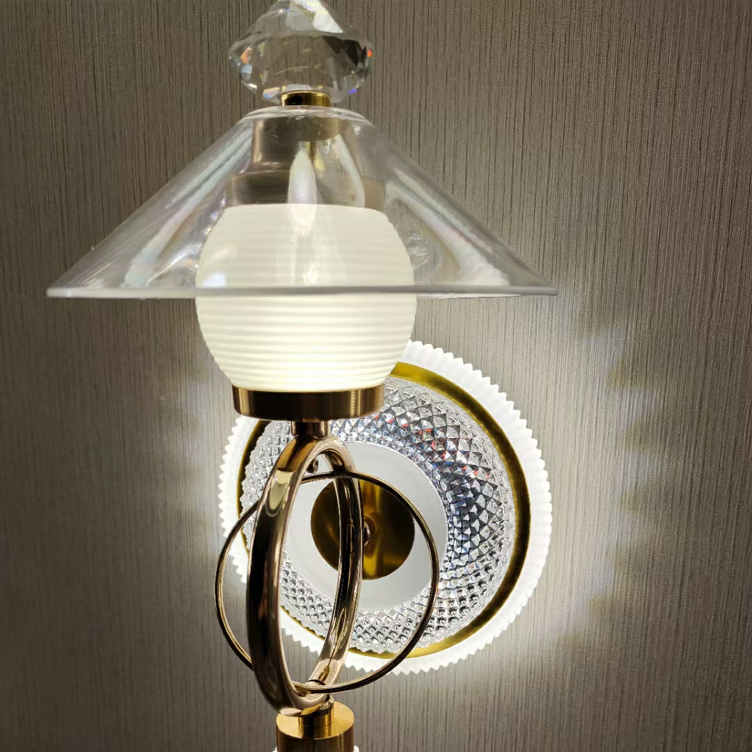 Two modern and simple wall lamps
