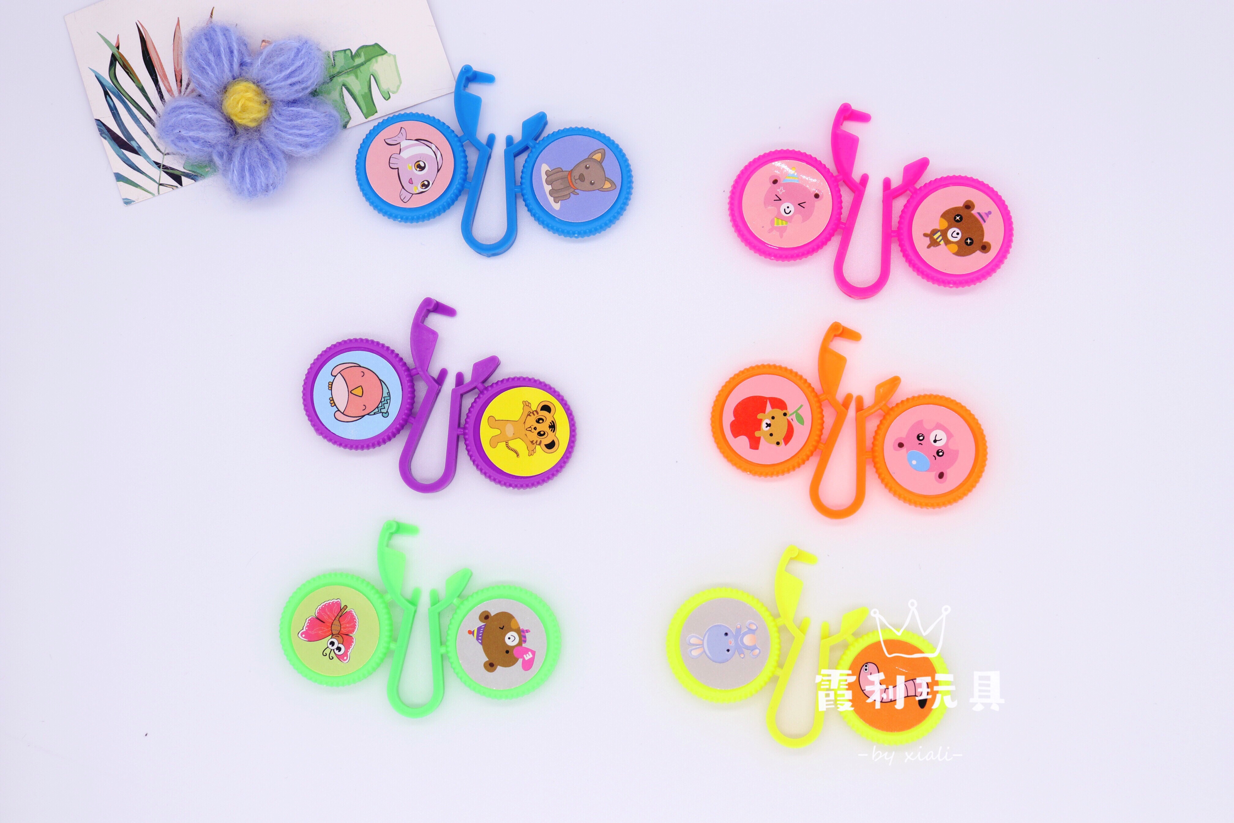 Mini Double saucer children's plastic toy giveaway party details Picture