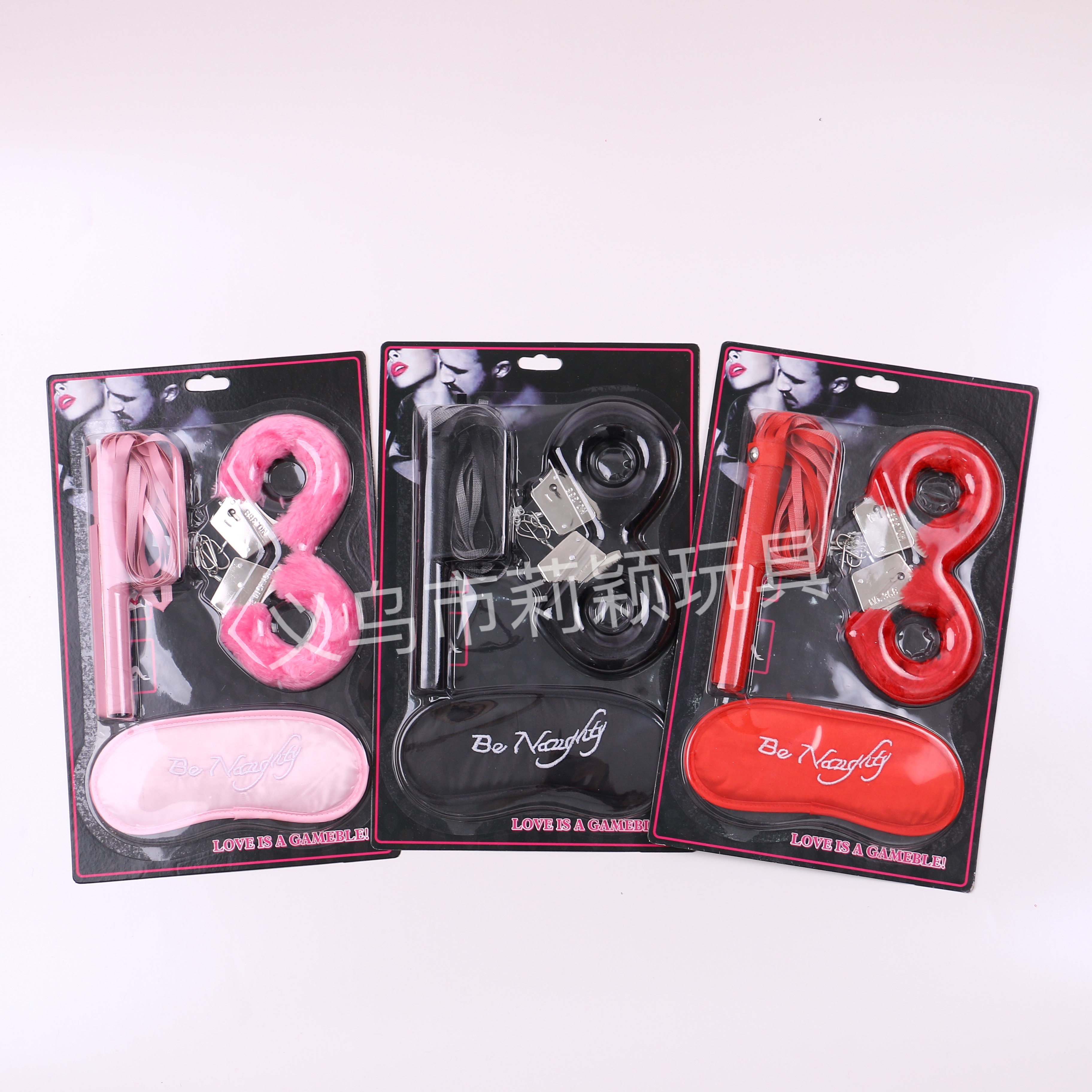 莉颖玩具玩具手铐玩具套装 情侣套装情人节套装 万圣节产品游戏玩具套装眼罩手铐 吸卡毛绒手铐PU皮鞭眼罩三件套 混装01详情2