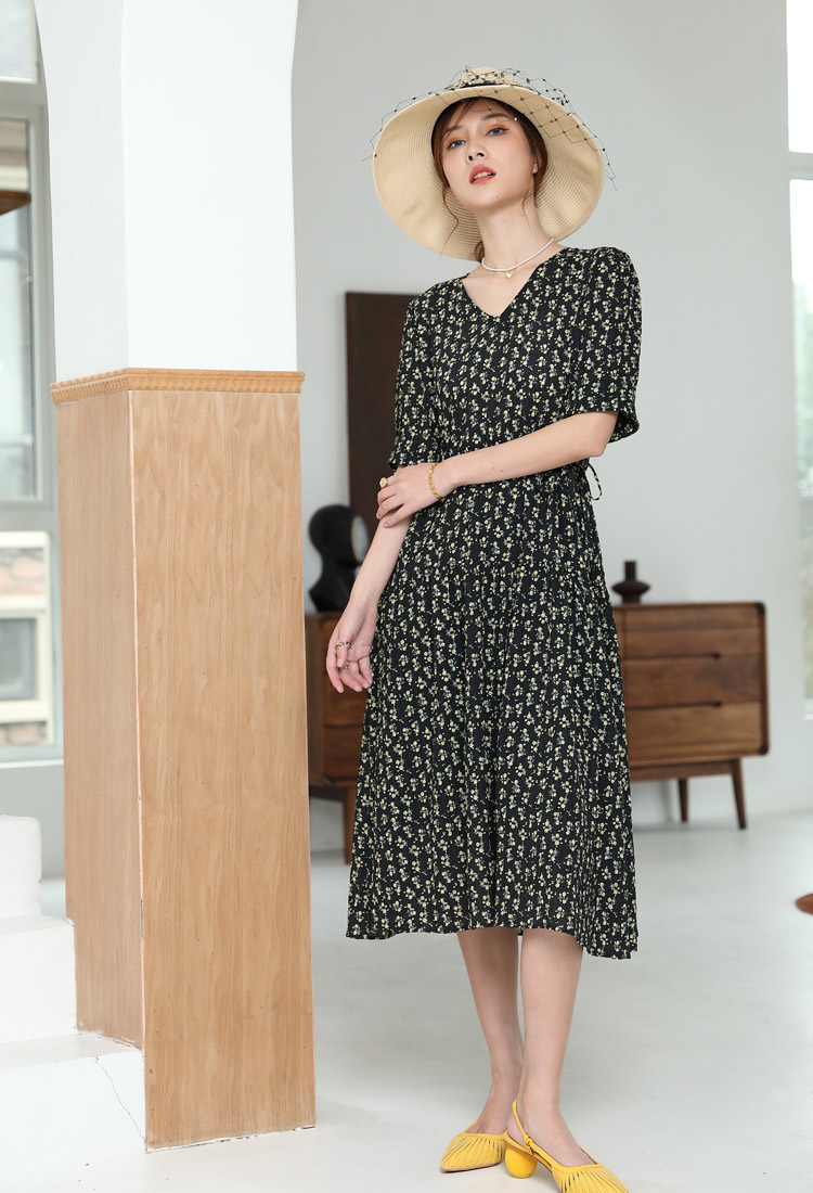 Jimmy Seio's 2021 summer debut new black floral dress 1D2121701 Item Picture