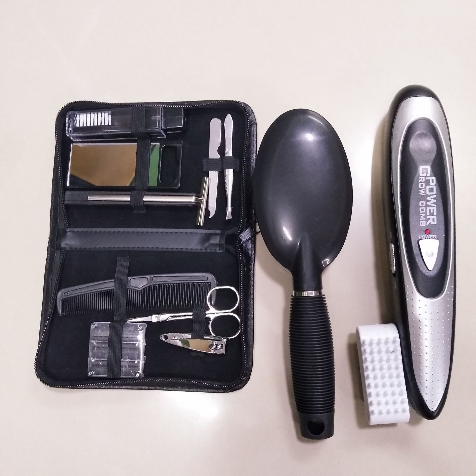 电动美发梳实物图