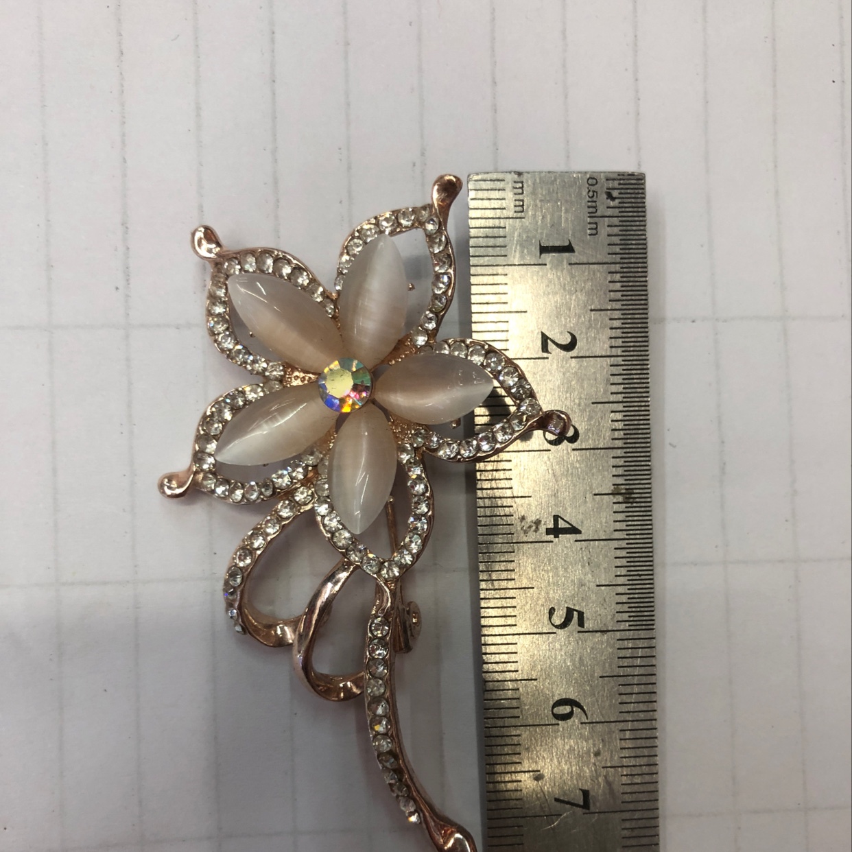 5马眼猫眼大花朵胸针细节图