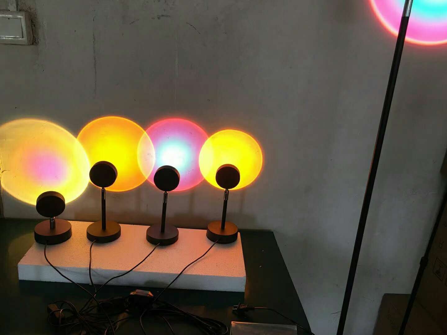 Network Red Light Fill Light Live Lights Never Set Sunset Red Specification drawing