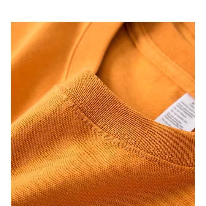 Heavy-duty short-sleeved T-shirts for men, thick, non-transparent pure cotton base shirts for both men and women with round collars Application Scenario