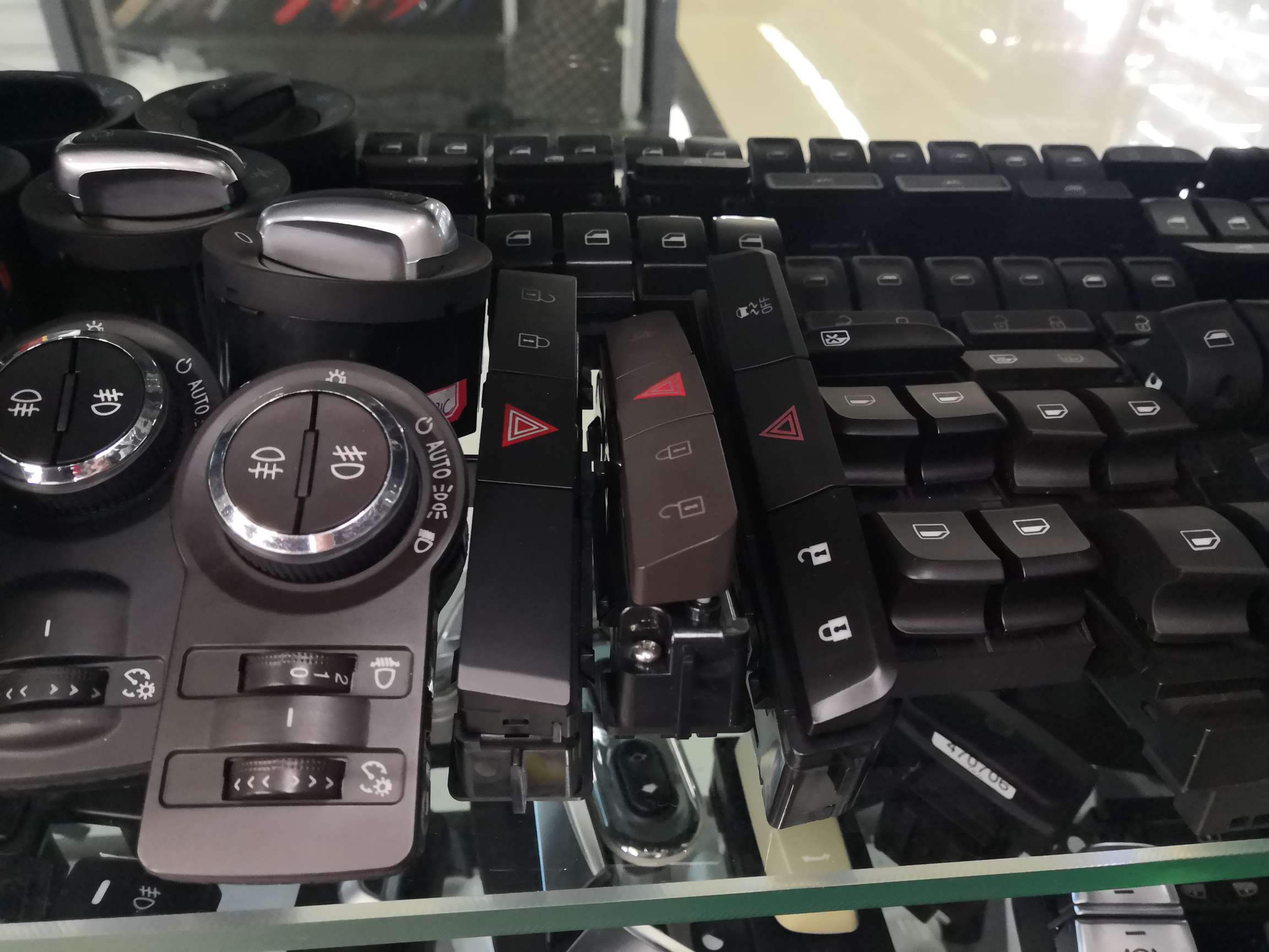 Ruian Hantian Fengguang Auto Parts Factory describe pic - 2