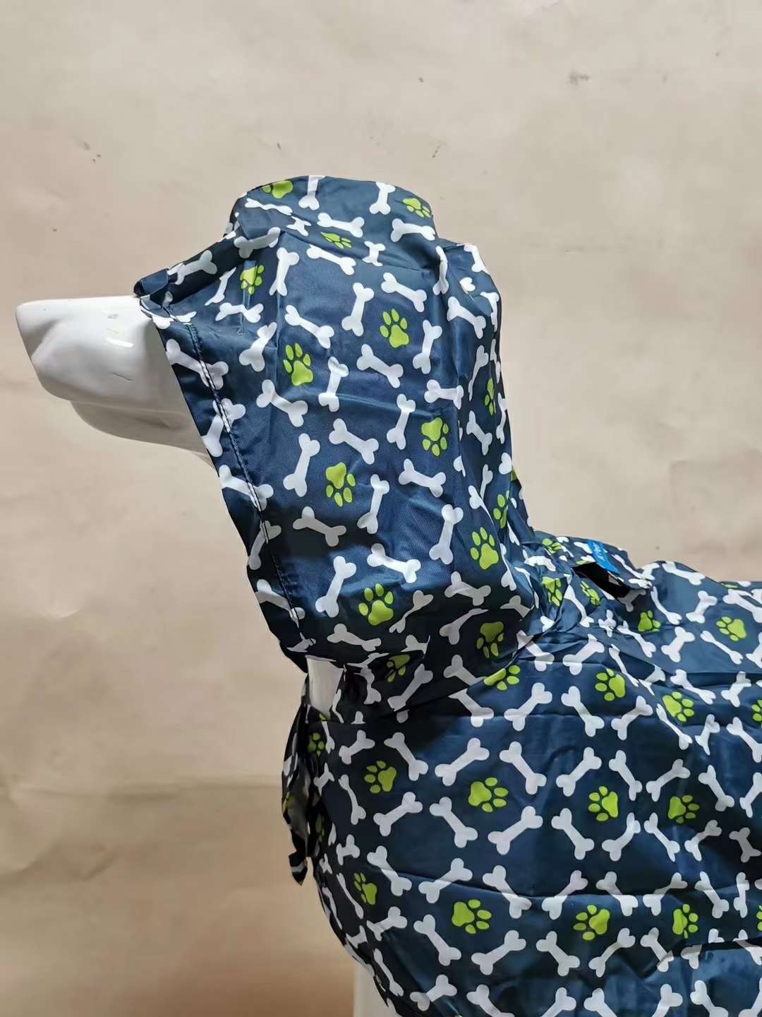 新款特价来 大型犬 中型犬 宠物狗狗防水雨披 
颜色随机发 码数可指定

蓝色骨头XXL 250详情图8