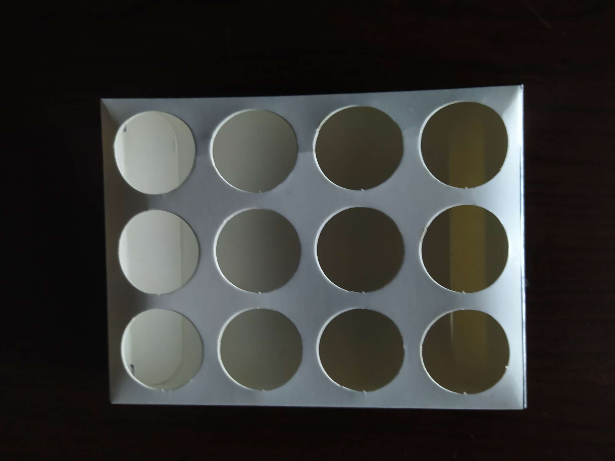 纸质制品     化妆品盒细节图