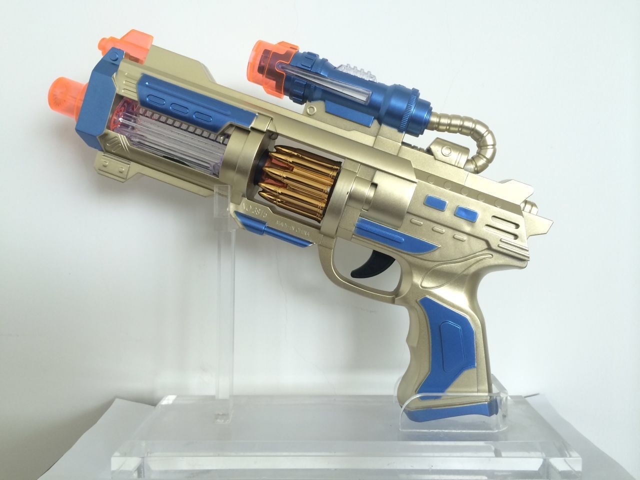 Children's electric toy guns emit light, make sounds, vibrate with lights, and are popular toys at street stalls 01 Application Scenario