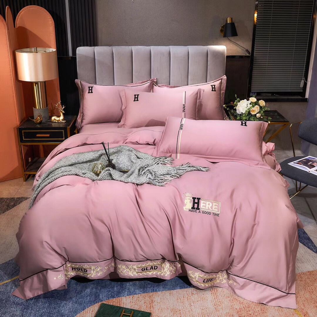 曼文100支贡缎澳棉刺绣四件套床上用品家纺被套详情2