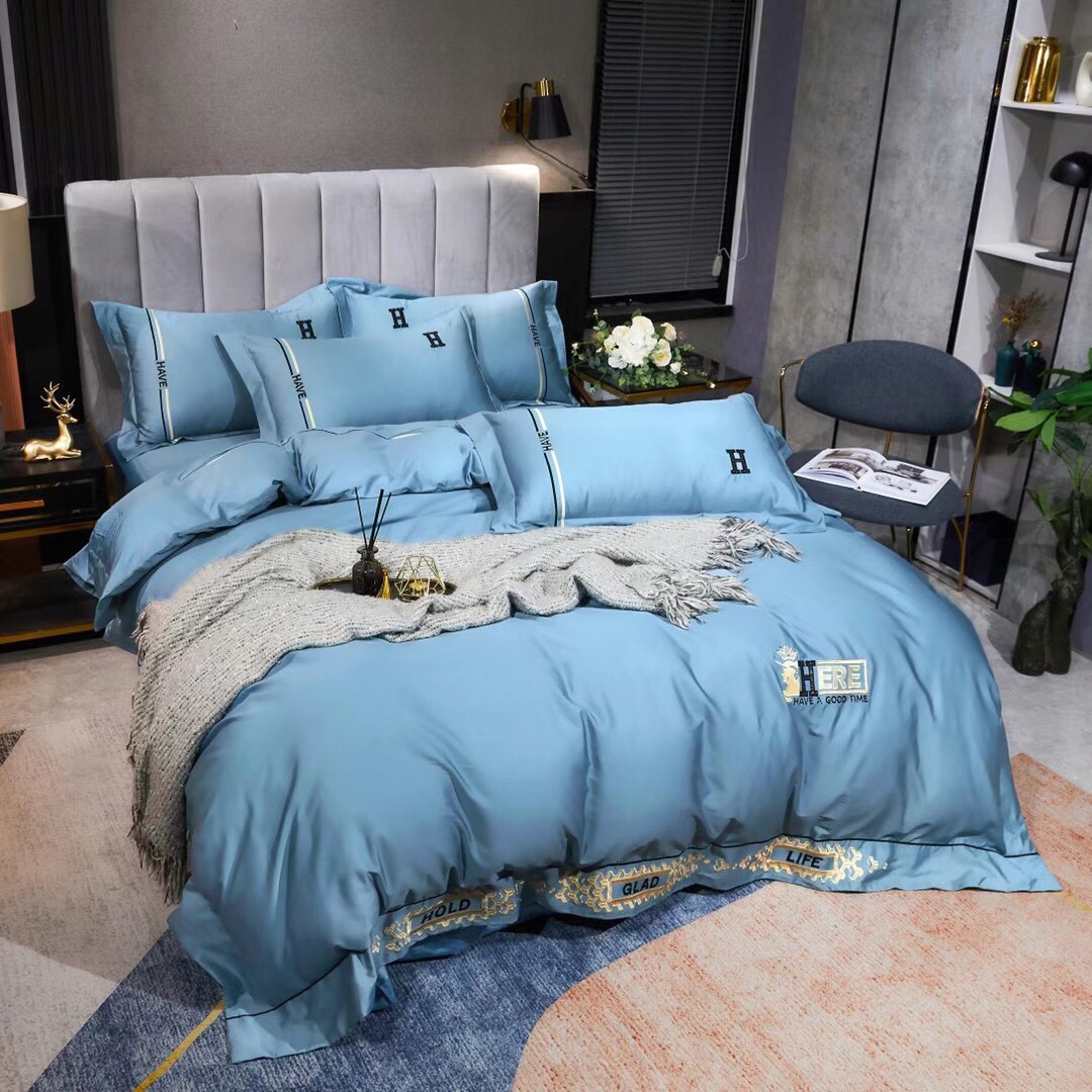 曼文100支贡缎澳棉刺绣四件套床上用品家纺被套详情5