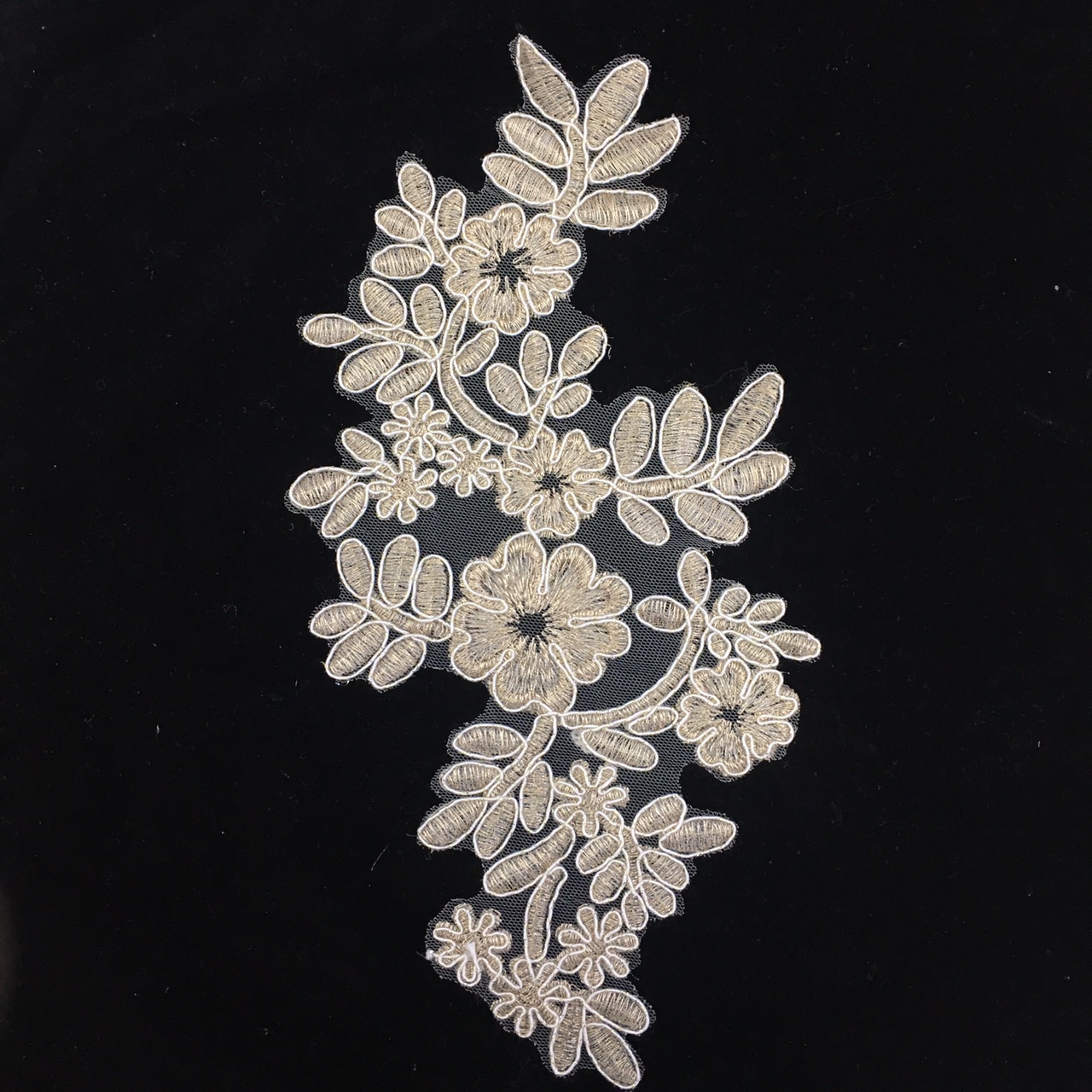 车骨绣朵花 婚纱晚礼服 服装辅料diy设计