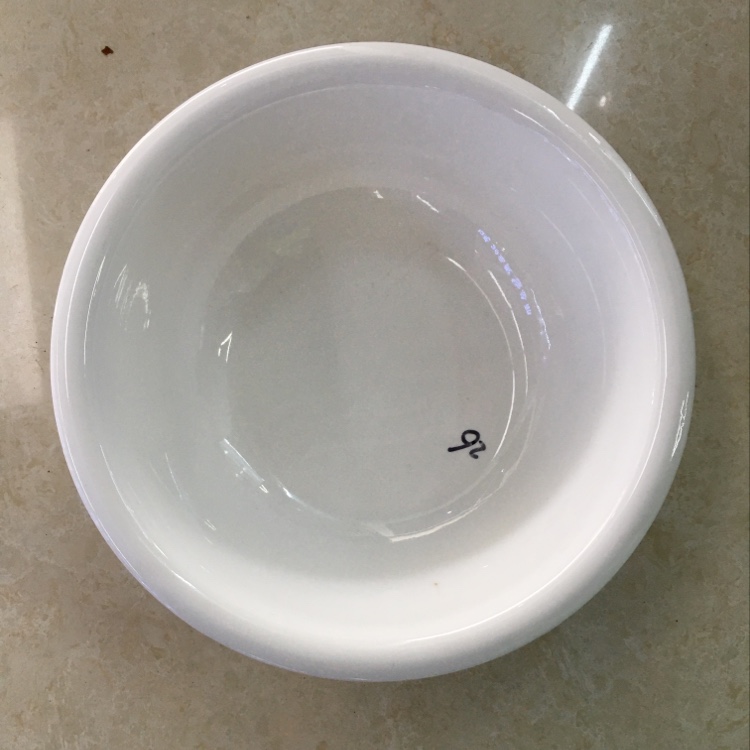 白9古汤碗