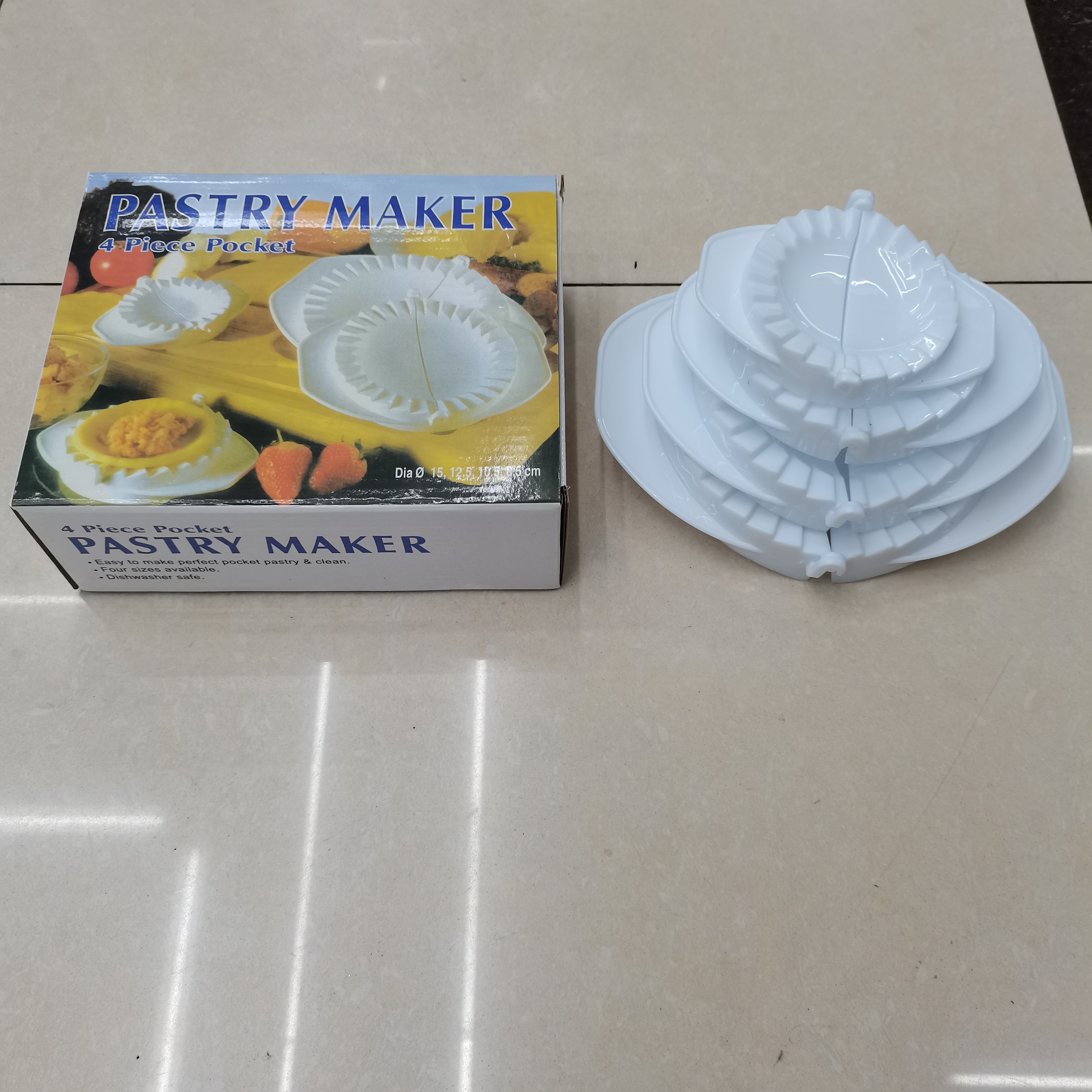 A set of 4-piece dumpling-making tools