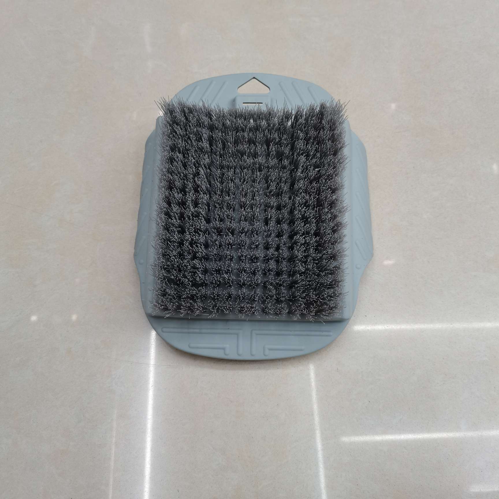 吸盘毛刷磨脚器白底实物图