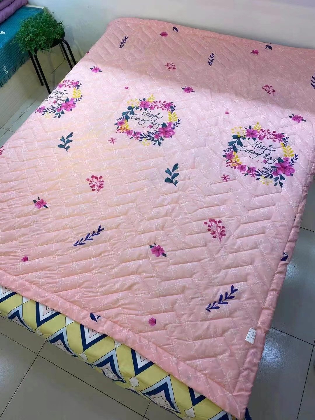 New Skin Friendly Velvet Multi-Needle Summer Cooling Quilt undefined