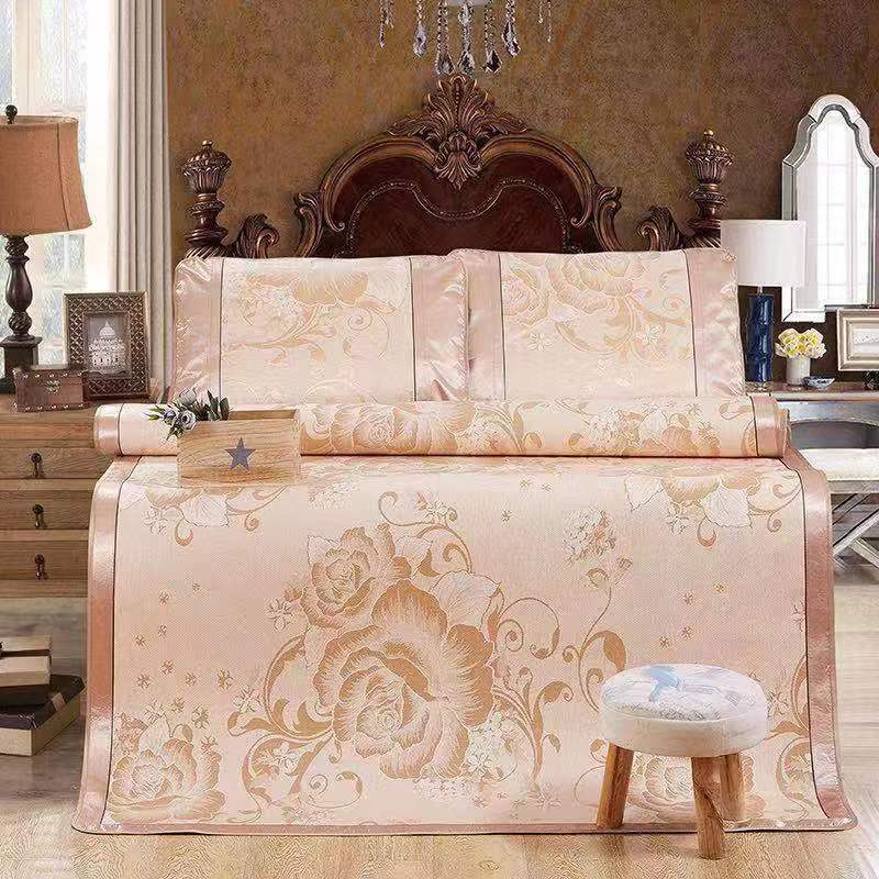 New Ice Silk Pulled Flower Mat Three-Piece Set details Picture