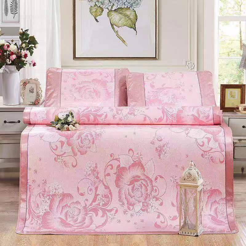 New Ice Silk Pulled Flower Mat Three-Piece Set full figure