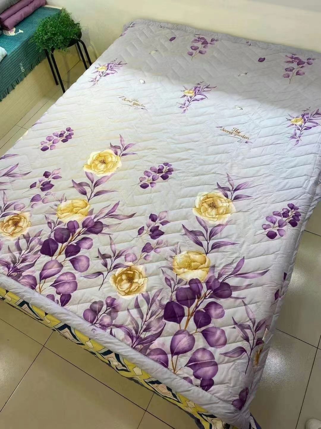 New Skin Friendly Velvet Multi-Needle Summer Cooling Quilt Application Scenario