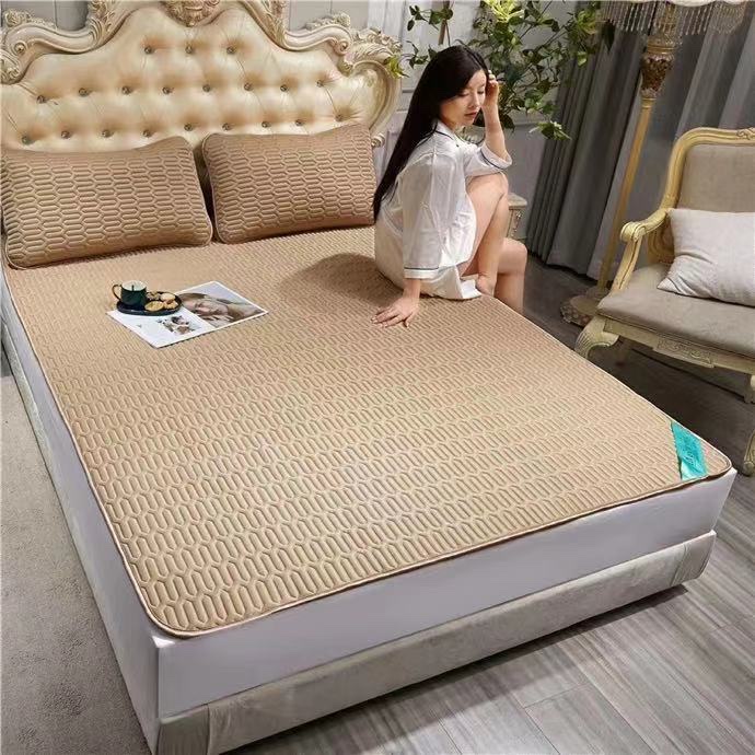 2021 New plain ice silk latex mat three-piece set 🍀🍀🍀 detail image 3