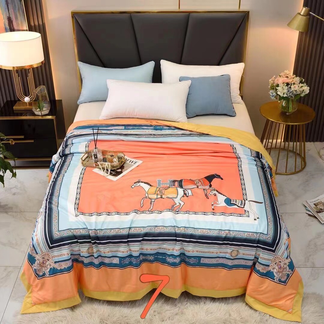 New Big Version Ice Silk Summer Quilt Air Conditioning Quilt undefined
