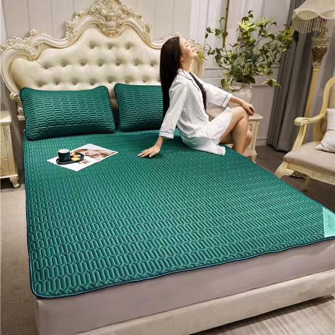 2021 New plain ice silk latex mat three-piece set 🍀🍀🍀