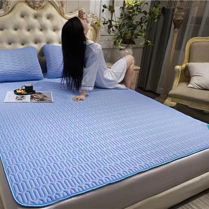 2021 New plain ice silk latex mat three-piece set 🍀🍀🍀 detail image 5