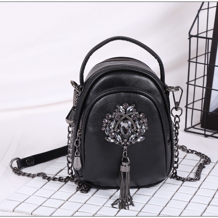 YJNK33多隔层小手提新款宝石链条斜挎流苏手机包