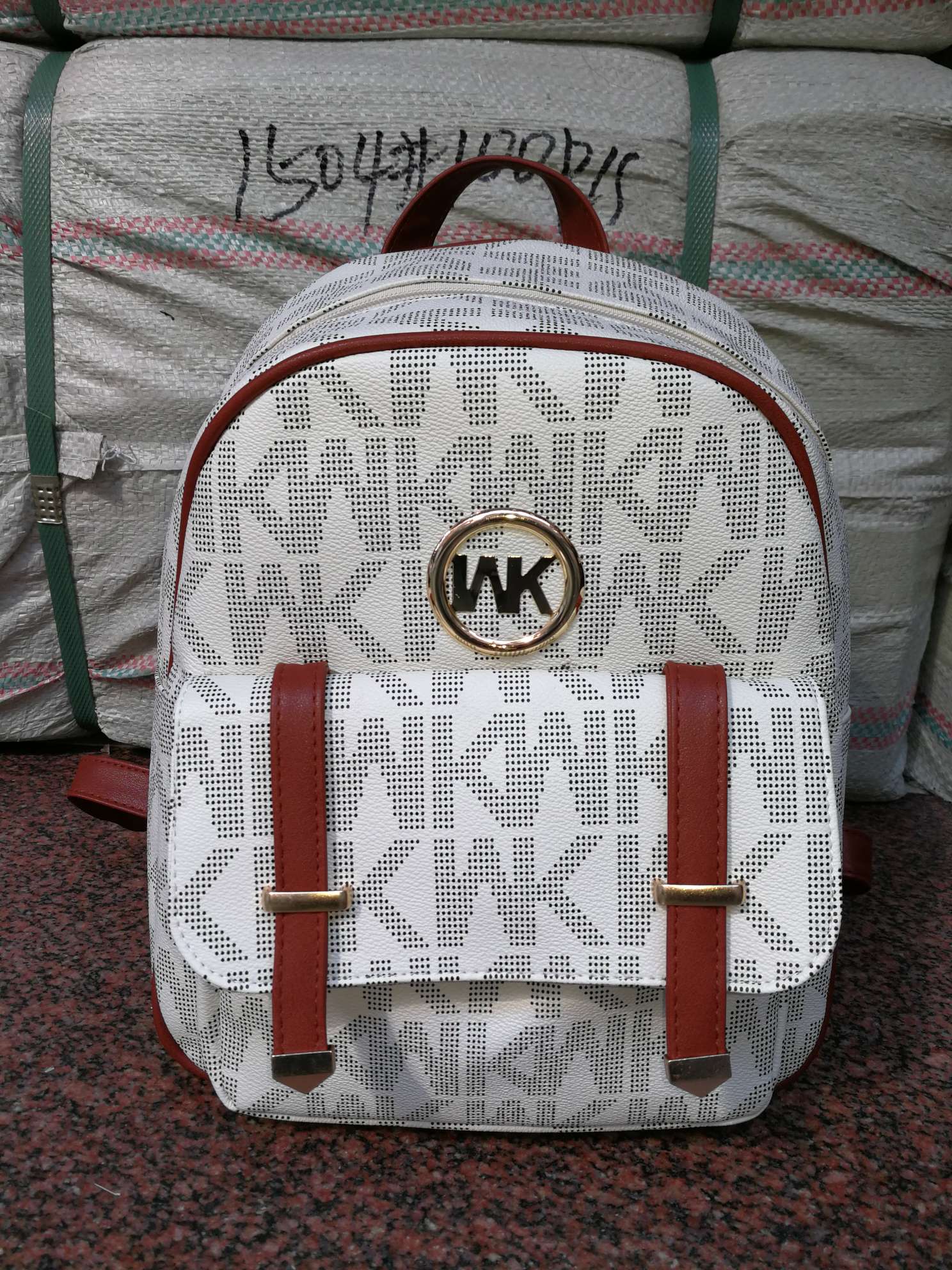 Backpack full figure