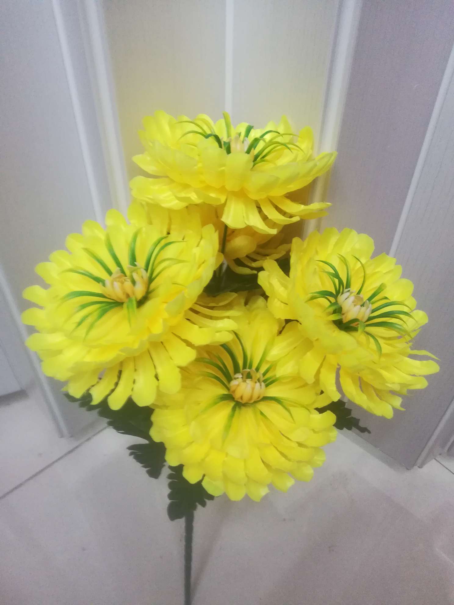 Seven small peonies details Picture