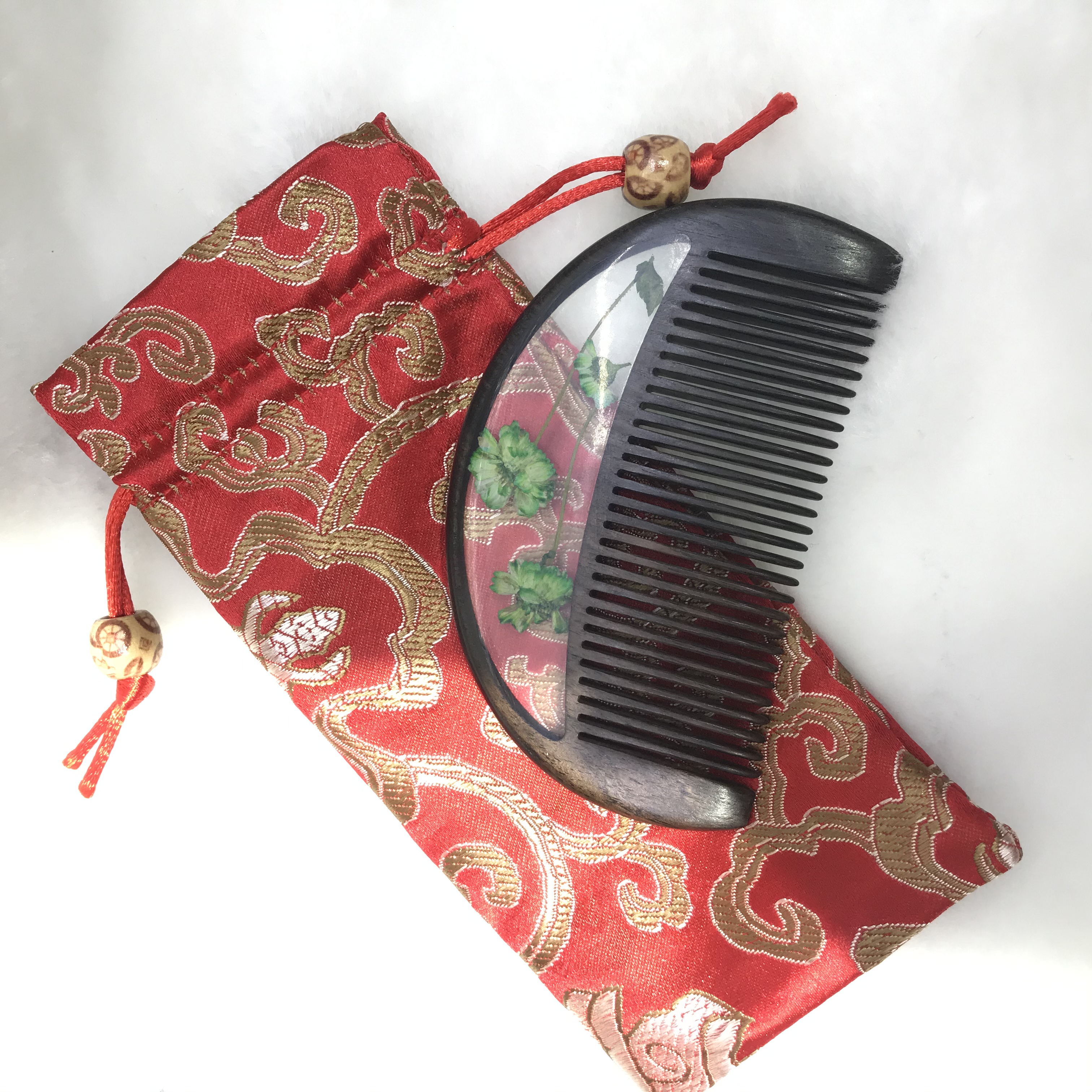 Factory direct sales of genuine high-end ebony crystal combs made of natural wood, portable household combs, excellent gifts, and handcrafted combs detail image 7
