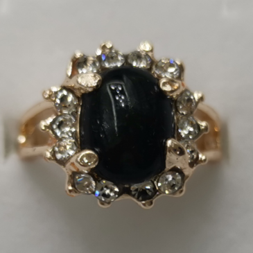 Alloy rhinestone imitation gold diamond ring