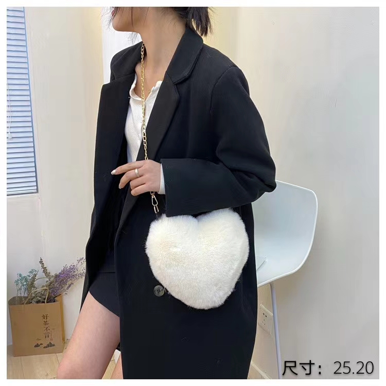 毛绒包包挂件箱包潮流女包1桃心包详情图6