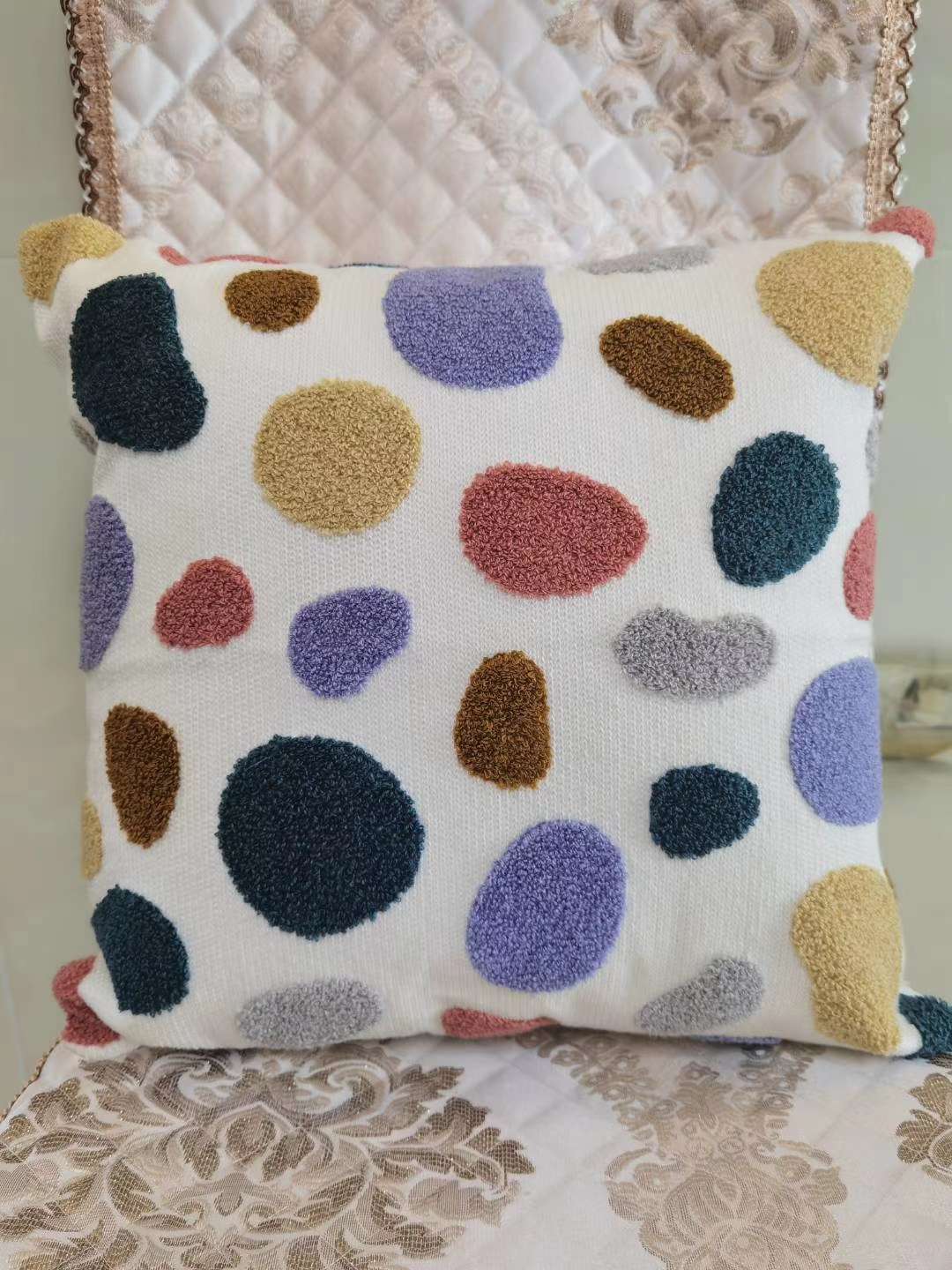 Nordic fresh and clean pure cotton pok-stitch embroidered cushions and backrests Specification image